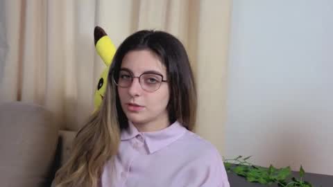 Snapshot of lelahcaminero chatting on 10/29/25, 06:15 Alexandria online show from 10/29/25, 06:15