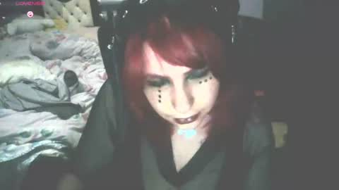 lelcomlal online show from 08/06/26, 04:42