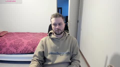 Snapshot of lelesusa chatting on 01/31/25, 04:27 lelekoko online show from 01/31/25, 04:27