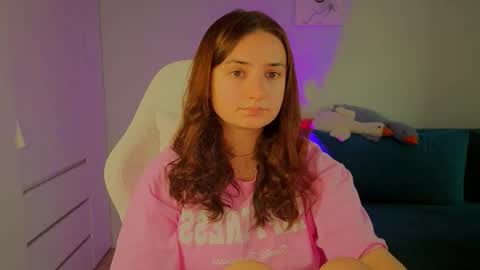 Lelia online show from 09/17/25, 02:52