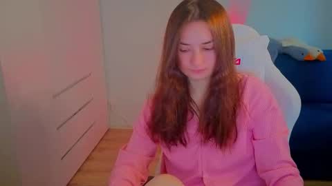 Lelia online show from 10/06/25, 12:24