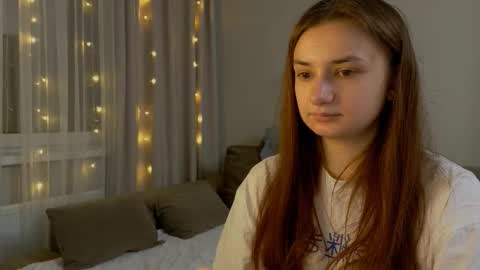 Lelia online show from 03/19/26, 05:50