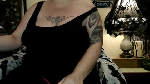 Lelu Fallas online show from 03/05/25, 07:27