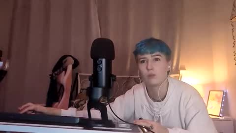 Snapshot of lemonmczesty chatting on 10/26/25, 08:48 lemonmczesty online show from 10/26/25, 08:48