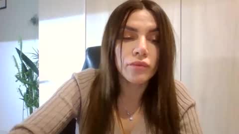 lena6122000 online show from 11/11/25, 11:16