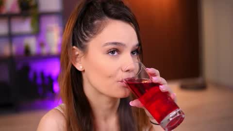 Snapshot of lena_laurent chatting on 03/28/26, 10:15 Lena Laurent online show from 03/28/26, 10:15