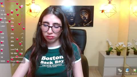 Snapshot of lena_roses chatting on 01/11/25, 10:07 Lena online show from 01/11/25, 10:07