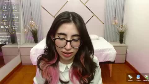 Snapshot of lena_roses chatting on 09/16/25, 08:10 Lena online show from 09/16/25, 08:10