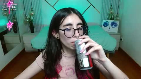 Snapshot of lena_roses chatting on 02/18/26, 08:27 Lena online show from 02/18/26, 08:27