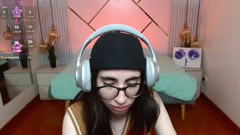 Snapshot of lena_roses chatting on 02/19/26, 09:55 Lena online show from 02/19/26, 09:55