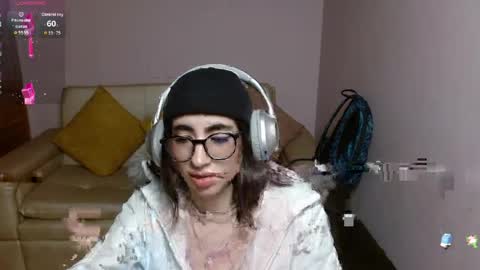 Snapshot of lena_roses chatting on 04/02/26, 02:04 Lena online show from 04/02/26, 02:04