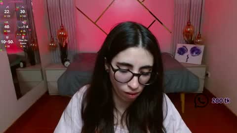 Snapshot of lena_roses chatting on 06/10/26, 09:14 Lena online show from 06/10/26, 09:14
