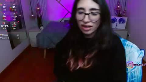 Snapshot of lena_roses chatting on 06/18/26, 09:30 Lena online show from 06/18/26, 09:30