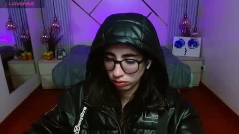 Snapshot of lena_roses chatting on 07/07/26, 08:13 Lena online show from 07/07/26, 08:13