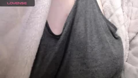 lenagolden online show from 02/11/25, 04:02