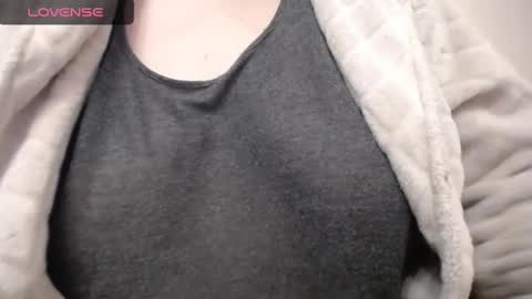 lenagolden online show from 02/12/25, 01:09