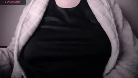 lenagolden online show from 02/25/26, 05:39