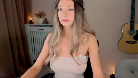 Lena online show from 02/09/26, 08:07