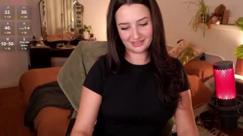 Snapshot of lenas_room chatting on 07/13/26, 05:43 Lenas room online show from 07/13/26, 05:43
