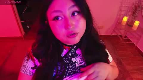 Lenna Kang online show from 09/14/25, 09:25