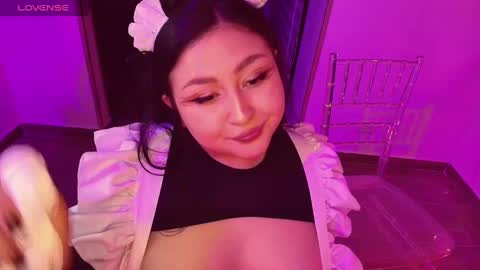 Lenna Kang online show from 09/27/25, 11:43