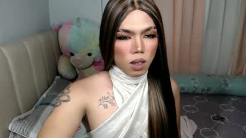 lena online show from 02/24/25, 06:58