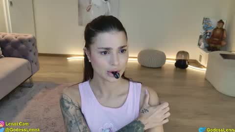 Lenna Goddess online show from 04/18/26, 05:44