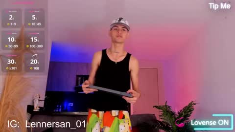 Lenner INDEPENDENT MODEL online show from 02/09/25, 09:05