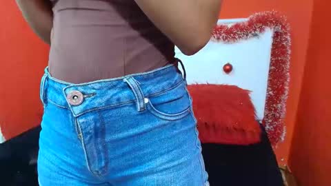 lennox_amy online show from 12/20/25, 12:34