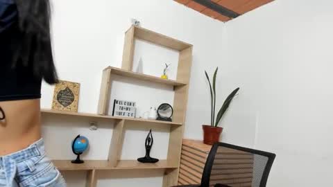 lennox_amy online show from 05/18/26, 01:17