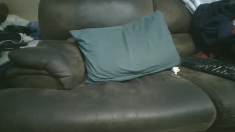 Snapshot of leo0m3d1n4 chatting on 03/07/25, 08:45 Leonel Rodrigo rod online show from 03/07/25, 08:45