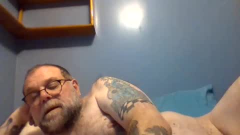 Snapshot of leo71313 chatting on 11/01/25, 11:07 leo71313 online show from 11/01/25, 11:07