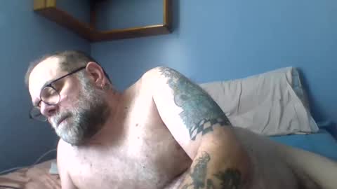 Snapshot of leo71313 chatting on 11/02/25, 05:37 leo71313 online show from 11/02/25, 05:37