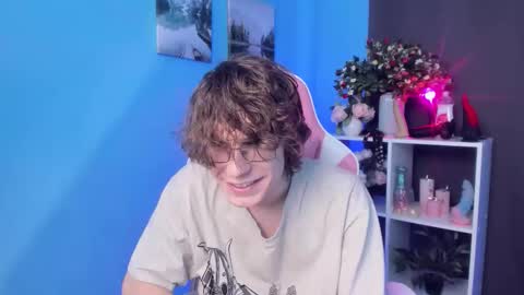 Leo online show from 10/15/25, 12:27