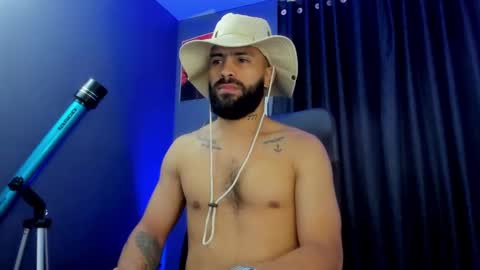 Leo  Diaz online show from 12/31/24, 05:22