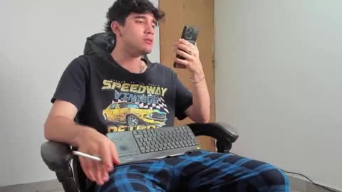 Leo Jones online show from 04/04/26, 12:31