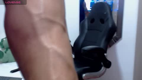 Leo online show from 11/15/25, 12:41