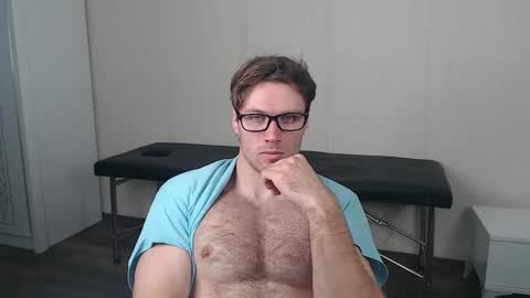 leoackerman online show from 10/28/25, 02:42