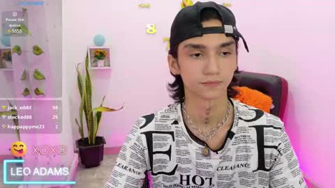 Snapshot of leoadamss chatting on 03/08/25, 04:28 Leo online show from 03/08/25, 04:28