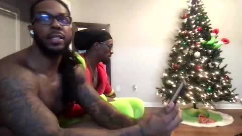 Snapshot of leobrixxx chatting on 12/16/24, 03:40 leobrixxx online show from 12/16/24, 03:40