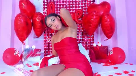 Snapshot of leodovina_16 chatting on 02/14/25, 04:31 Leo online show from 02/14/25, 04:31