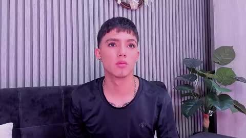 Snapshot of leohard_ chatting on 01/10/26, 12:29 leohard_ online show from 01/10/26, 12:29