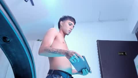 Snapshot of leohard_ chatting on 01/15/26, 11:26 leohard_ online show from 01/15/26, 11:26