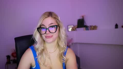 leokitty  online show from 03/26/26, 01:49