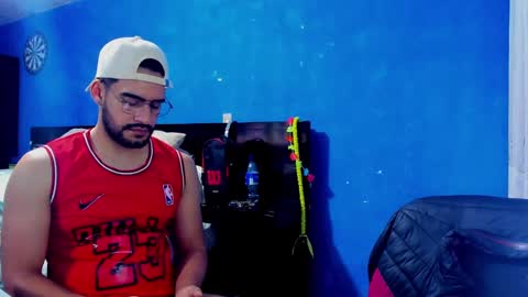 Leon Hart online show from 12/22/24, 09:42