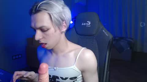 Leon online show from 07/07/26, 07:29