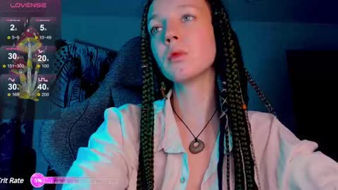 Snapshot of leona_nick chatting on 01/29/25, 10:01 leona online show from 01/29/25, 10:01