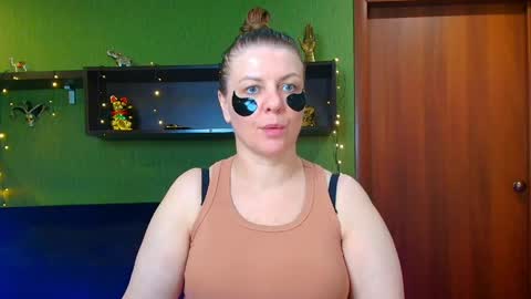 Leona tracie online show from 05/02/26, 08:14
