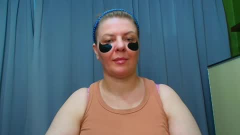 Leona tracie online show from 05/07/26, 10:26