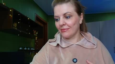 Leona tracie online show from 05/29/26, 02:42